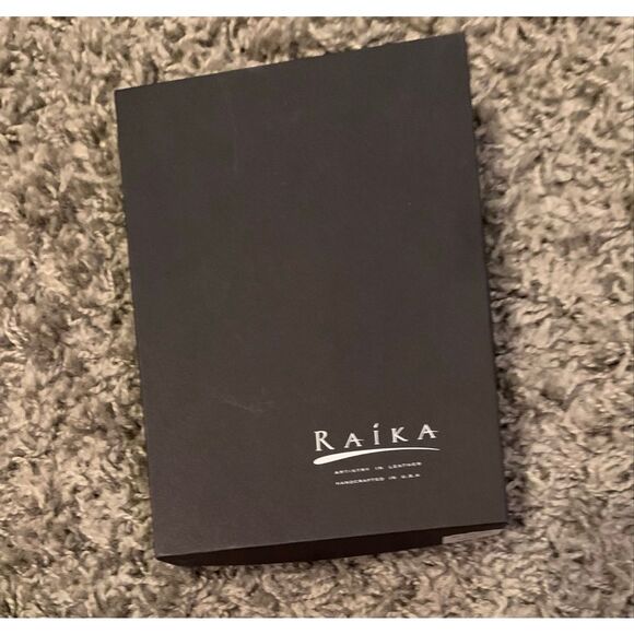 NEW IN BOX RAIKA Valet Tray Catchall Leather 7" Square Snap RED Organizer - Picture 3 of 7